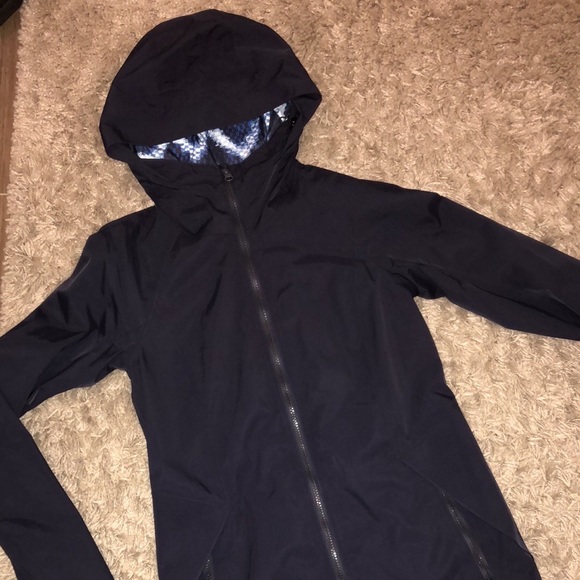 Lululemon Rain Coat - Picture 2 of 2